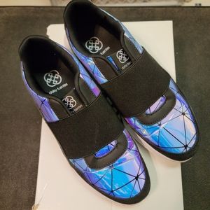 EUC Daisy Fuentes Fashion Sneakers 9.5